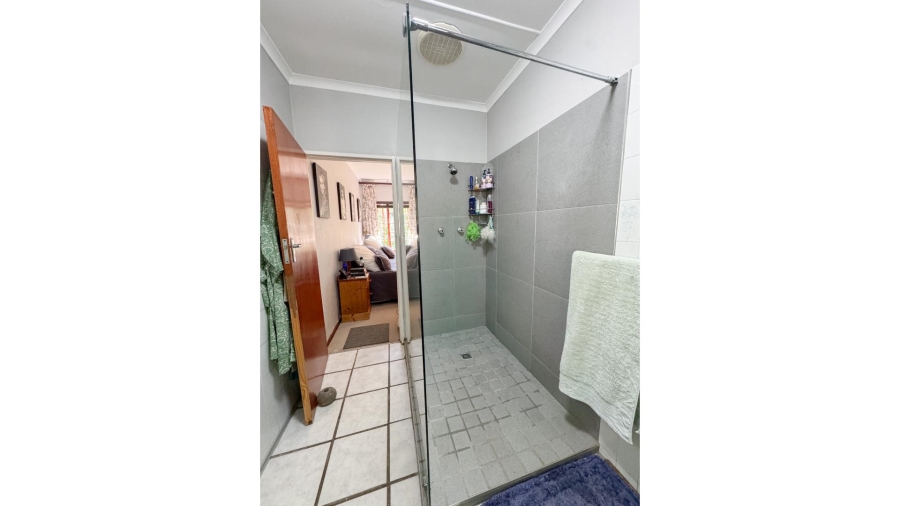 3 Bedroom Property for Sale in Prince Alfred Hamlet Western Cape